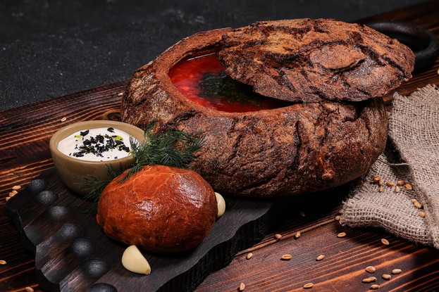Ресторан «The River Restaurant», Санкт-Петербург: Борщ в хлебе